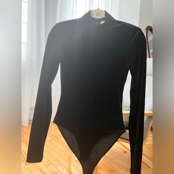 Velour bodysuit - Picture 2 of 2